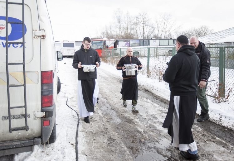 Na planie zdjęciowym "Korony królów"