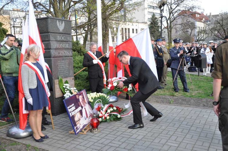 Obchody 8. rocznicy tragedii pod Smoleńskiem w Opolu