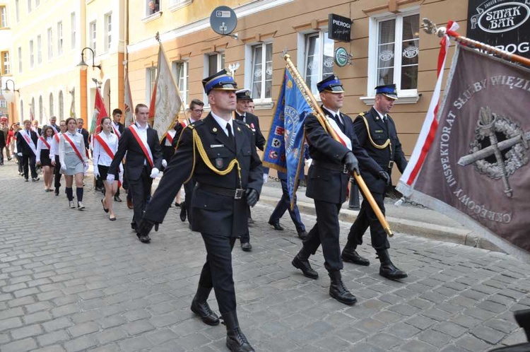 Obchody 8. rocznicy tragedii pod Smoleńskiem w Opolu