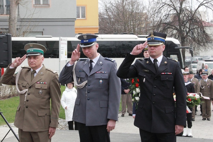 Uroczystości pod pomnikiem Anny Walentynowicz