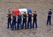 Pogrzeb Arnauda Beltrame’a, który oddał życie za zakładniczkę.  Czy krew męczenników ocali Francję?