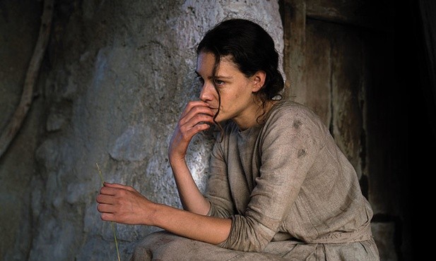 Film Gartha Davisa jest jednym z nielicznych, w których bohaterką pierwszoplanową jest Maria Magdalena. W tej roli wystąpiła Rooney Mara.