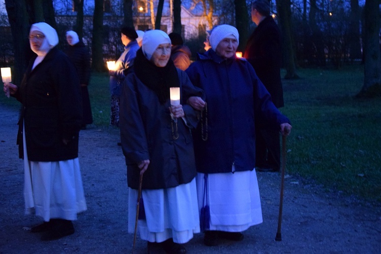 Różaniec za Ojczyznę u sióstr niepokalanek