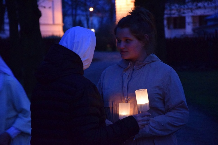 Różaniec za Ojczyznę u sióstr niepokalanek