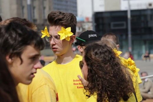 Żółty Marsz Nadziei w Katowicach