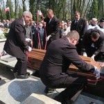 Pogrzeb ks. prał. Władysława Stradzy