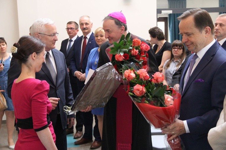 Poświęcenie Domu św. Jana Pawła II w Mielcu