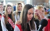 Kard. Dziwisz udzielił bierzmowania młodzieży z parafii św. Jana pawła II w Lublinie