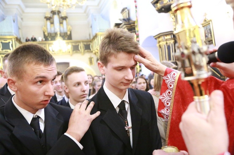 Bierzmowanie w Nowym Wiśniczu