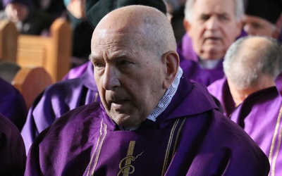Ks. infułat Jan Pęzioł od wielu lat pełni funkcję archidiecezjalnego egzorcysty
