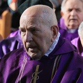 Ks. infułat Jan Pęzioł od wielu lat pełni funkcję archidiecezjalnego egzorcysty