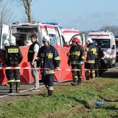 Wypadek autobusu z uczniami. Są ofiary śmiertelne