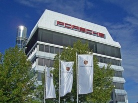 Przeszukania w obiektach firmy Porsche AG