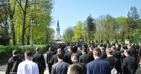 Zawierzyli swoje przygotowania do kapłaństwa