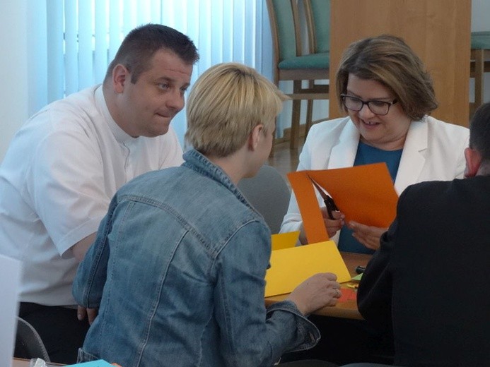 Lapbook - kreatywna metoda pracy z dziećmi na katechezie