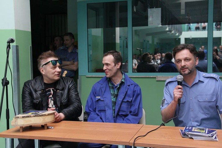 Muniek Staszczyk w więzieniu w Opolu Lubelskim