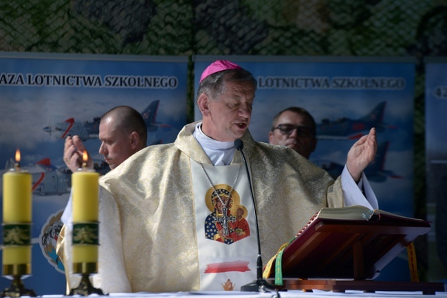 Święto 42. Bazy Lotnictwa Szkolnego w Radomiu