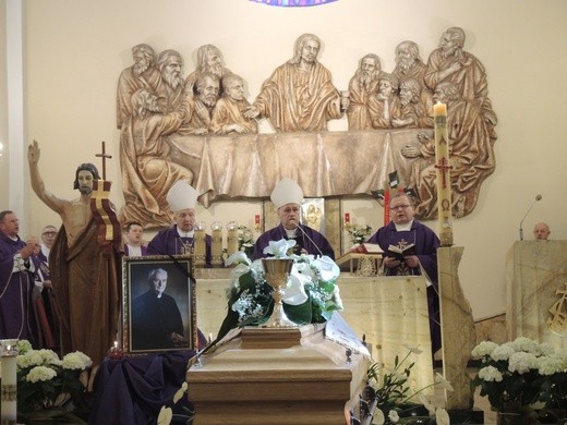 Pogrzeb śp. ks. prałata Józefa Śliża w Wapienicy