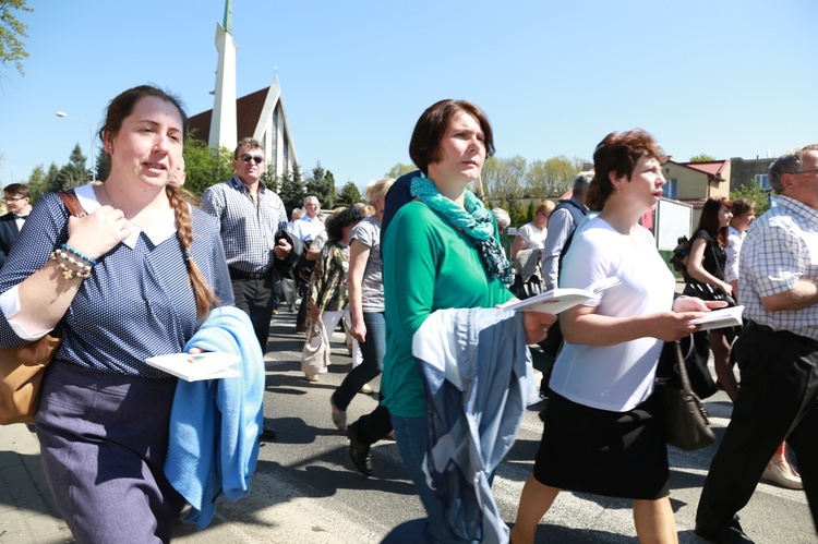 Inauguracja synodu. Nabożeństwo i procesja