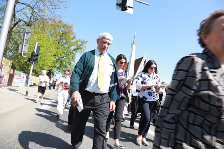 Inauguracja synodu. Nabożeństwo i procesja