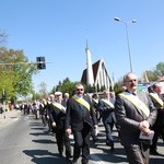 Inauguracja synodu. Nabożeństwo i procesja