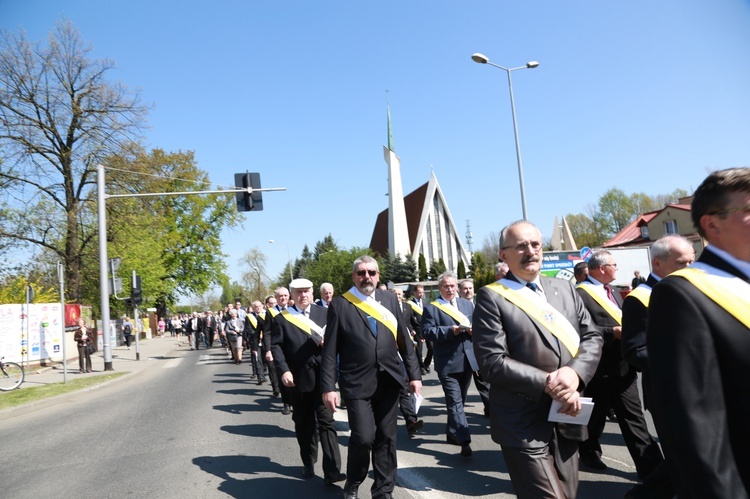 Inauguracja synodu. Nabożeństwo i procesja