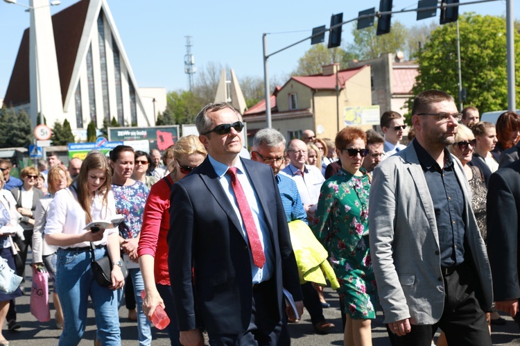 Inauguracja synodu. Nabożeństwo i procesja