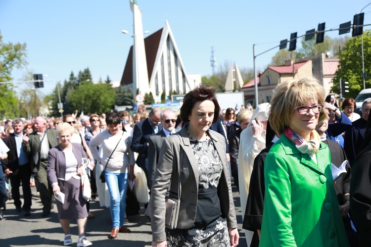 Inauguracja synodu. Nabożeństwo i procesja