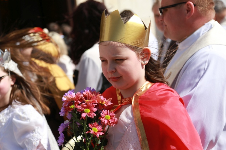 Inauguracja synodu. Nabożeństwo i procesja