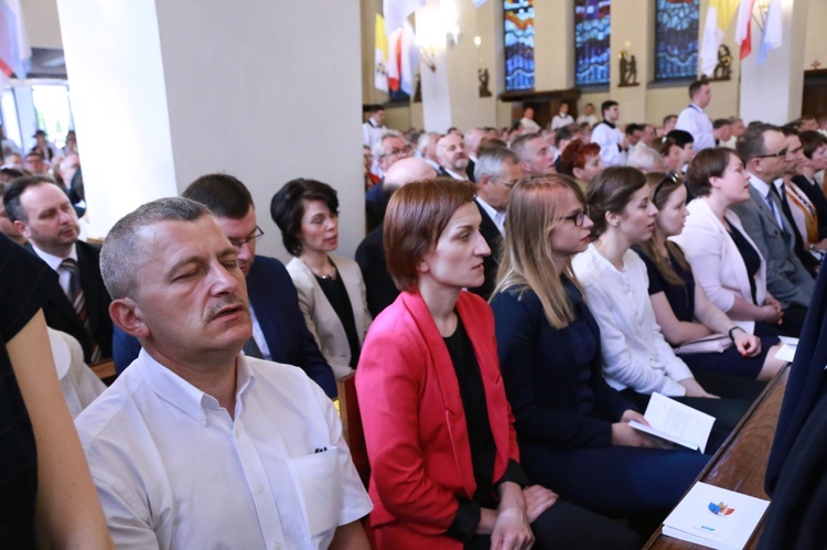 Inauguracja synodu. Nabożeństwo i procesja