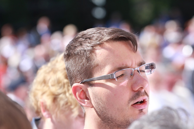 Inauguracja synodu. Nabożeństwo i procesja