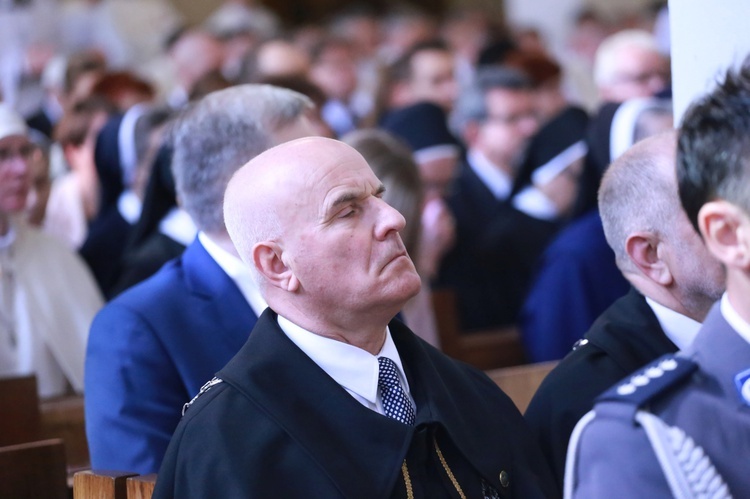 Inauguracja synodu. Nabożeństwo i procesja