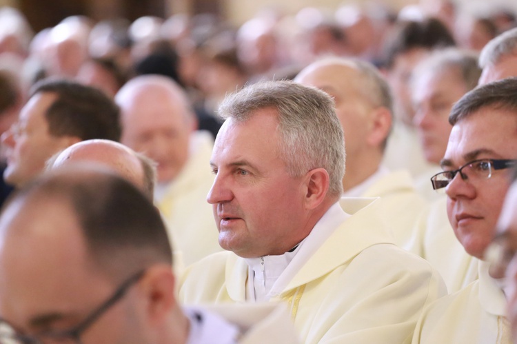 Inauguracja synodu. Nabożeństwo i procesja