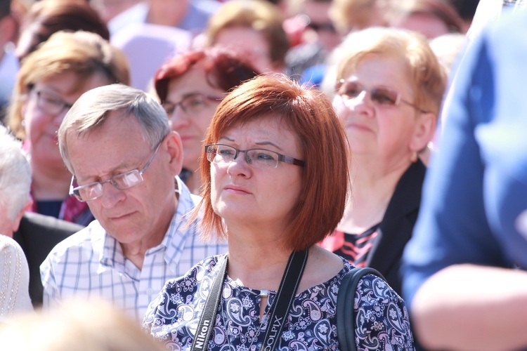 Inauguracja synodu. Nabożeństwo i procesja