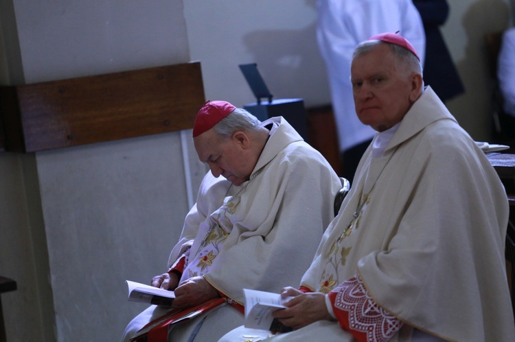 Inauguracja synodu. Nabożeństwo i procesja