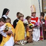 Inauguracja synodu. Nabożeństwo i procesja