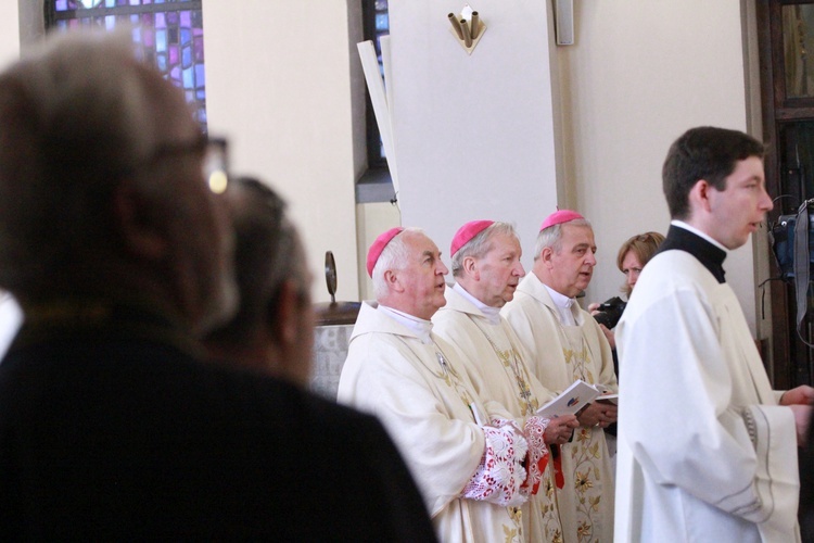 Inauguracja synodu. Nabożeństwo i procesja