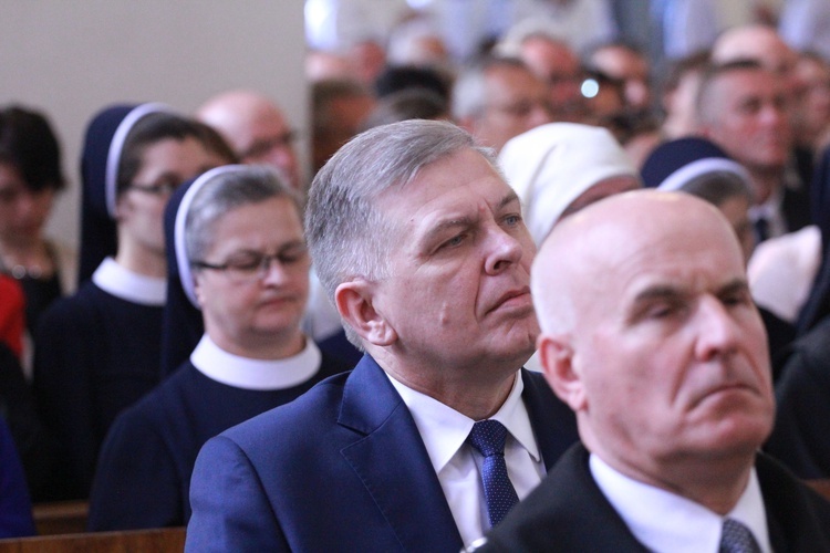 Inauguracja synodu. Nabożeństwo i procesja