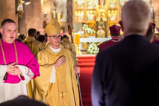 Święcenia bp. Janusza Ostrowskiego w Olsztynie