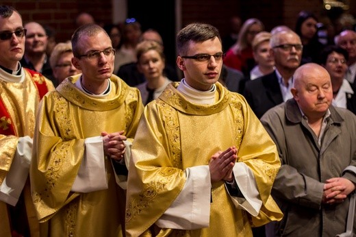 Święcenia bp. Janusza Ostrowskiego w Olsztynie