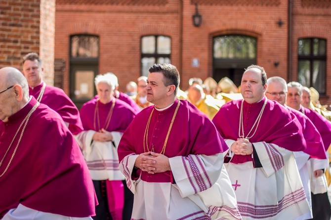 Święcenia bp. Janusza Ostrowskiego w Olsztynie