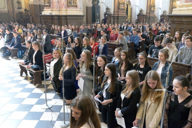 Dzień Bierzmowanych w Studziannie (cz. 2)