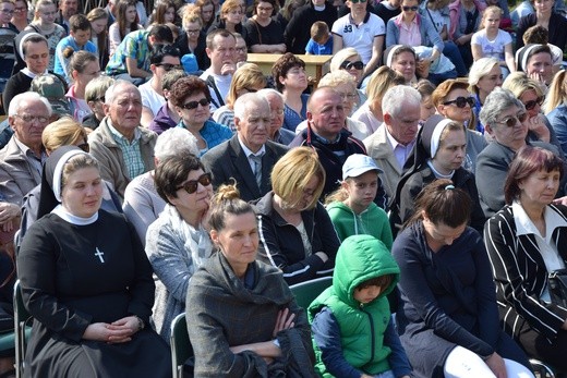 Pielgrzymka ze Roszkowej Woli do Żdar