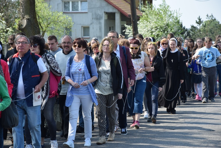 Pielgrzymka ze Roszkowej Woli do Żdar