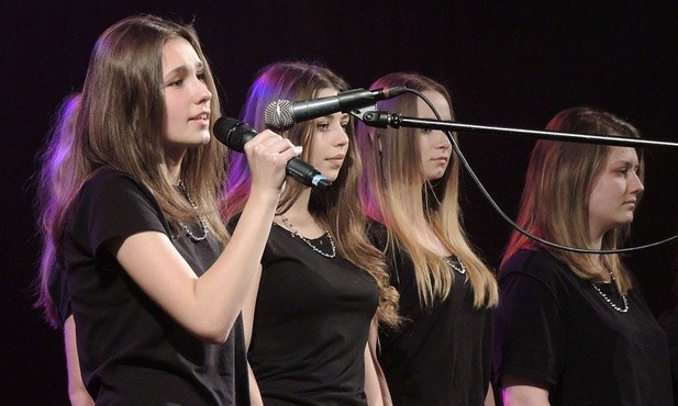 Cieszyński zespół "Perełki z G3" na gali w BCK