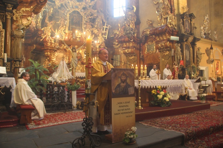 Relikwie oo. Zbigniewa i Michała już w Jaromierzu