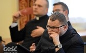 Sympozjum o sakramentalnych i pozasakramentalnych działaniach Ducha św.`