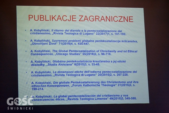 Sympozjum o sakramentalnych i pozasakramentalnych działaniach Ducha św.`