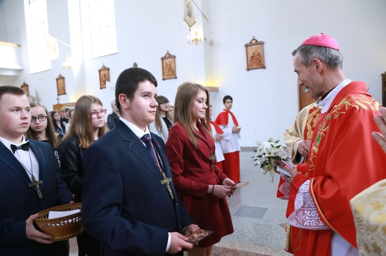 Bierzmowanie w Uściu Gorlickim