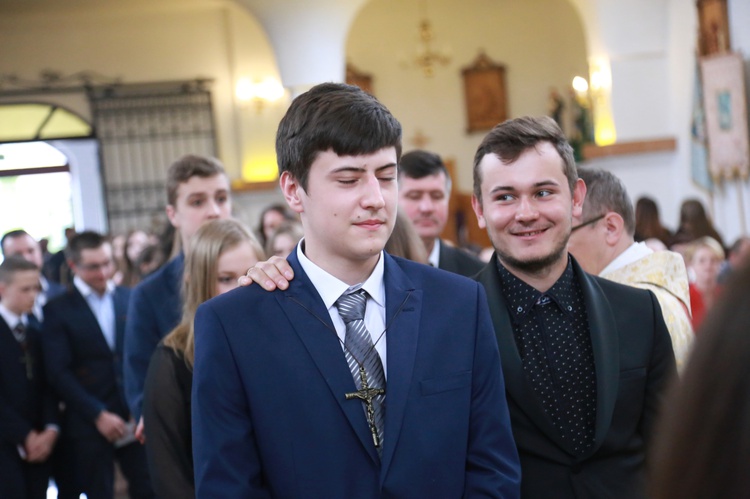 Bierzmowanie w Uściu Gorlickim